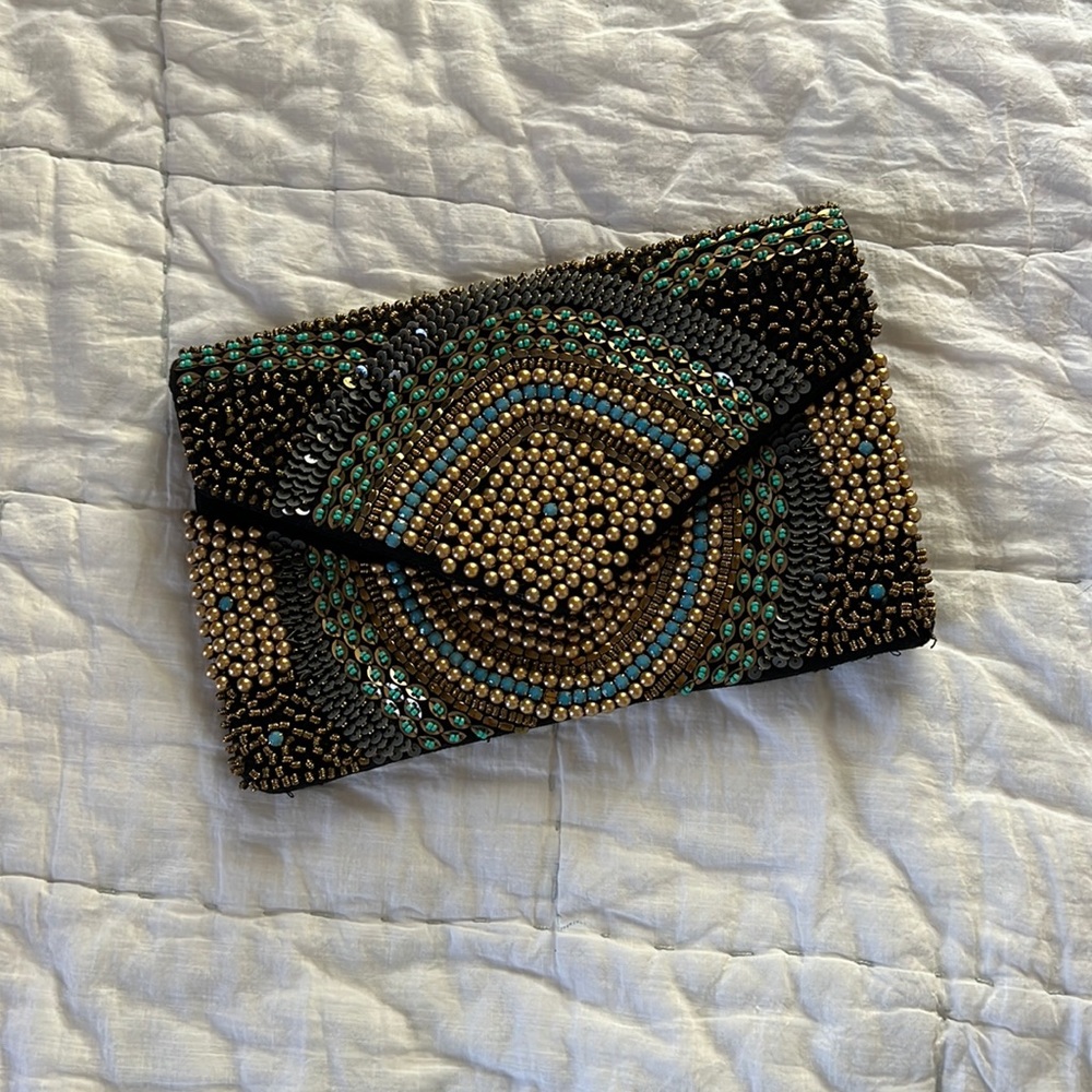 Small beaded and sequin clutch